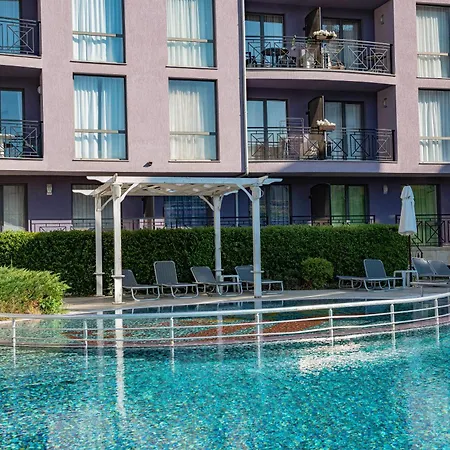 Rainbow 3 - Menada Σάνι Μπιτς