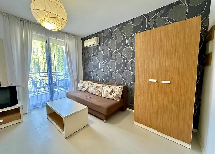 Rainbow 3 - Menada Apartamento