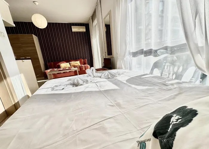 Rainbow 3 - Menada Σάνι Μπιτς