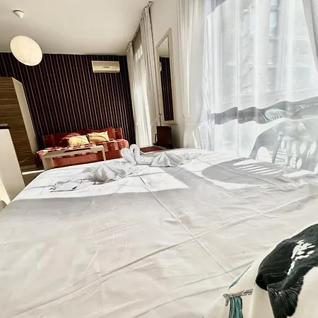 Rainbow 3 - Menada Slantchev Briag